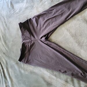 Old navy active medium size grey leggings